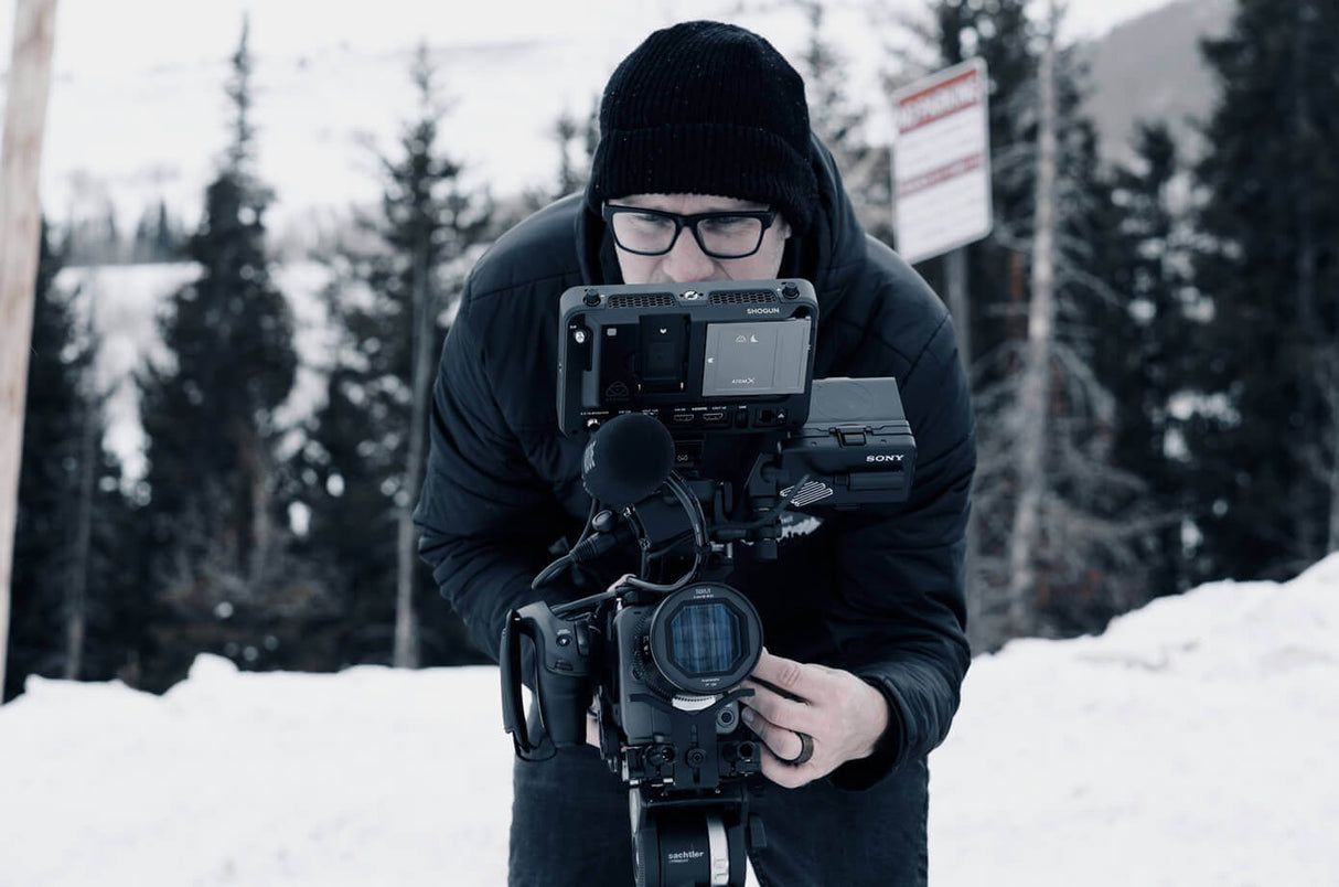 SIRUI Venus 135mm T2.9 1.8x Full-Frame Anamorphic Lens 6