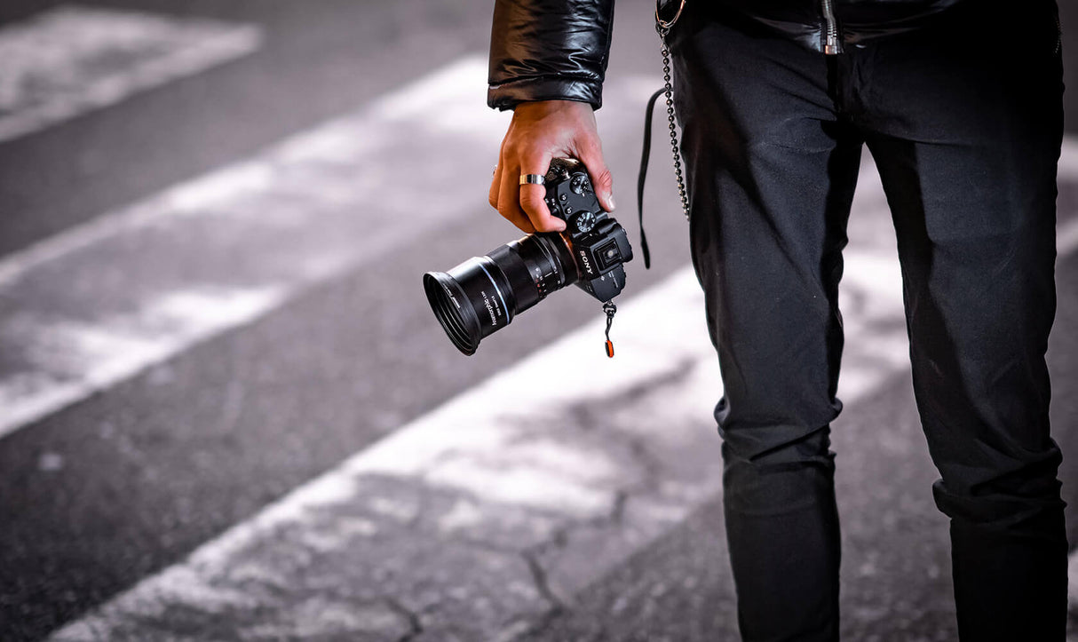 B Ware SIRUI 50mm F1.8 1.33x APS-C Anamorphic Lens