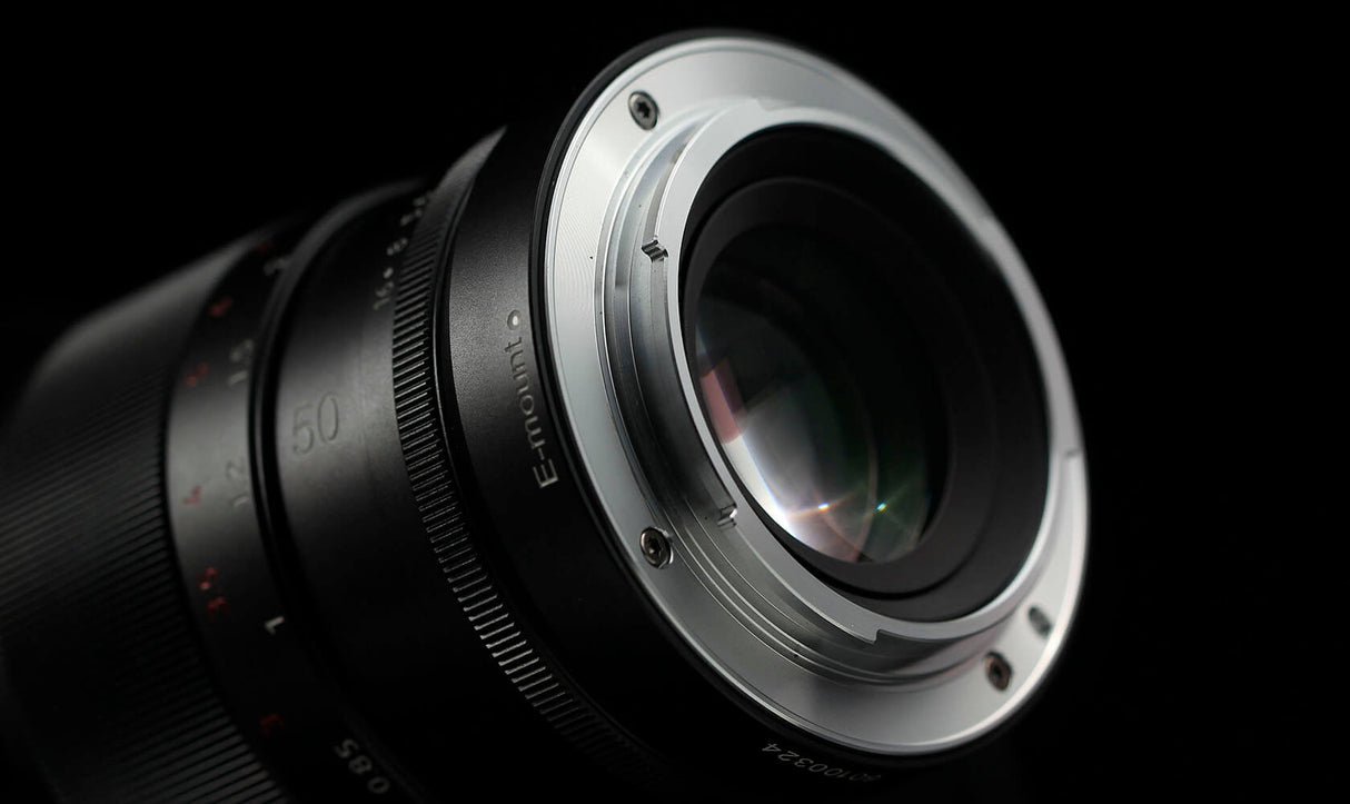B Ware SIRUI 50mm F1.8 1.33x APS-C Anamorphic Lens